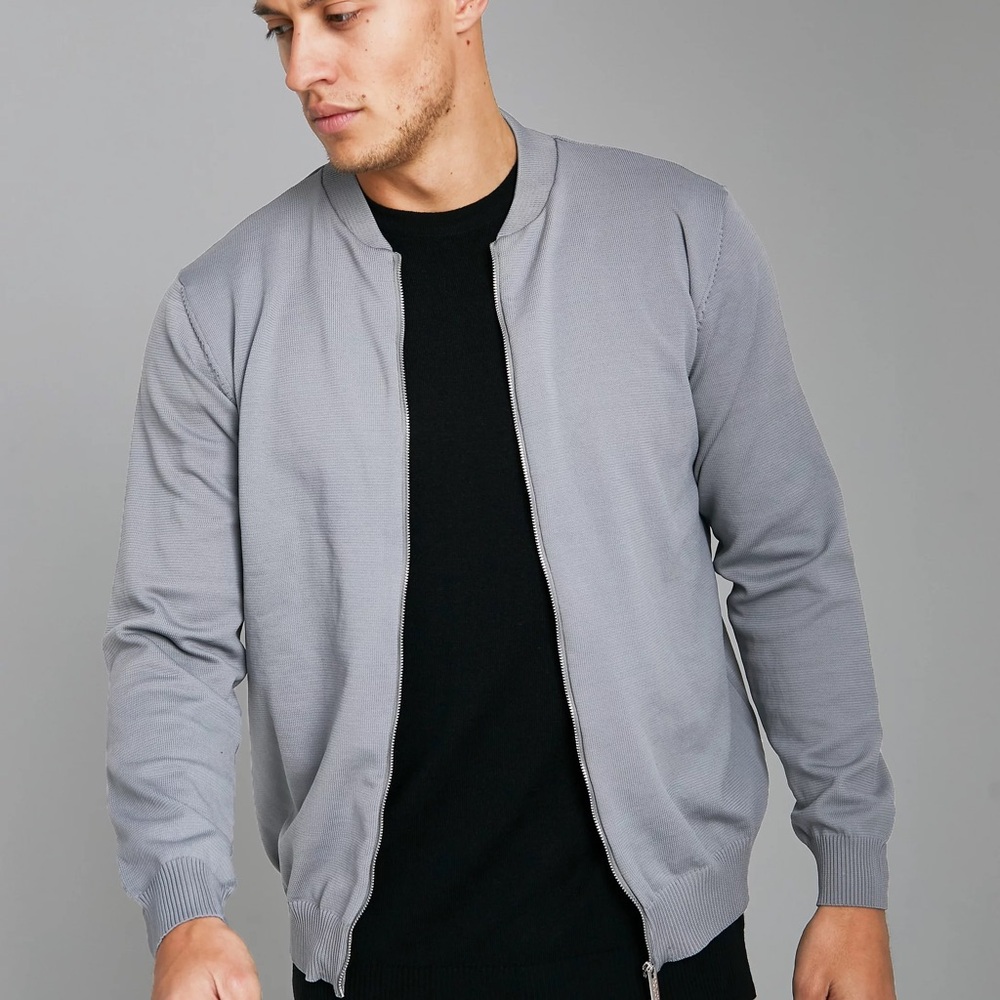 Boohoo Man Smart Knitted Bomber Jacket – Stylish and Versatile Size XL NWOT